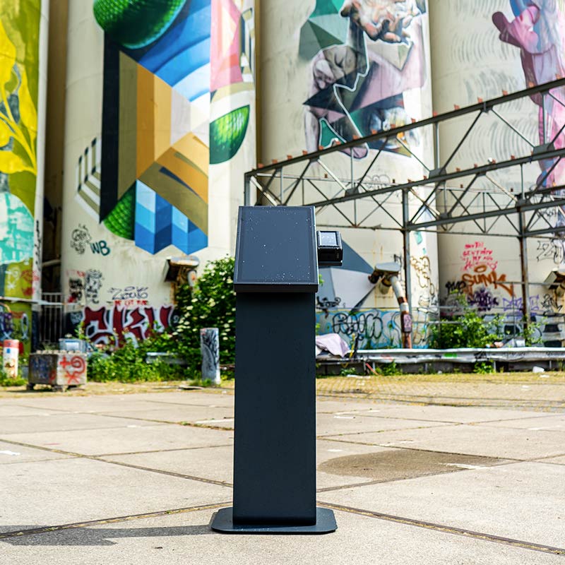 Kiosk Pro Outdoor front